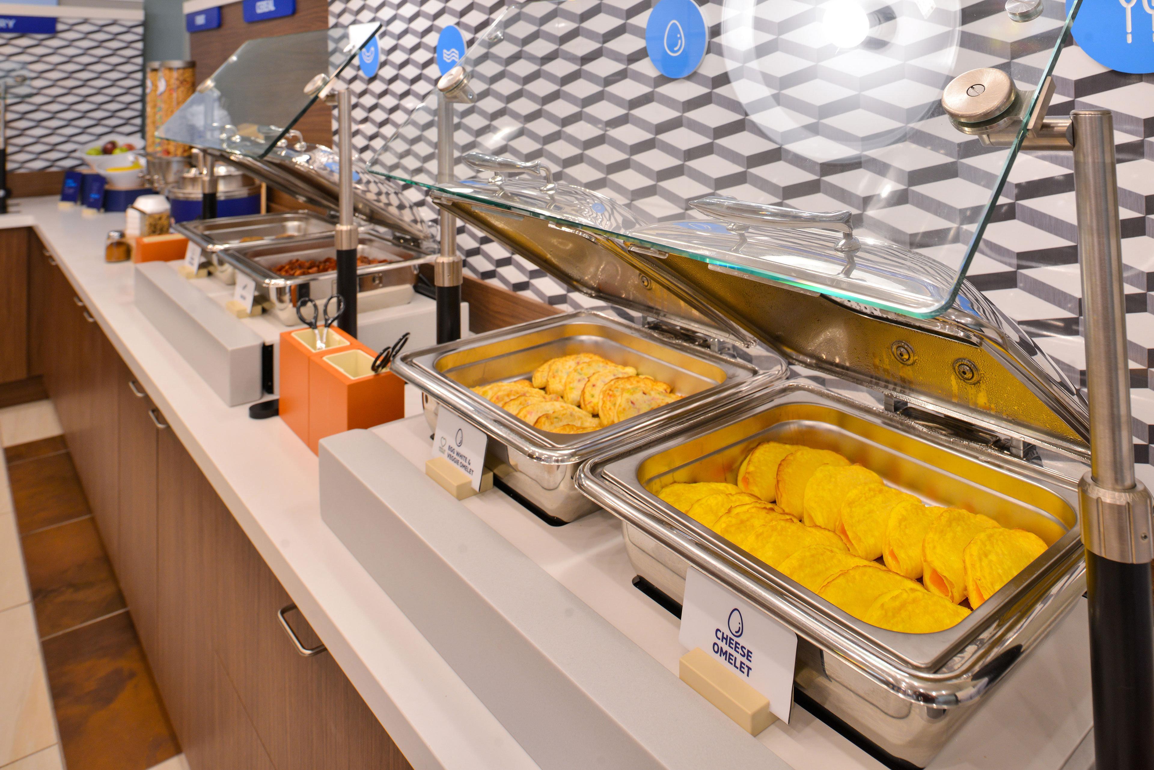 Holiday Inn Express & Suites - Belleville By Ihg Bagian luar foto